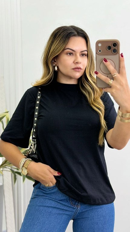 T-Shirt Feminina Estilo Zara Preta